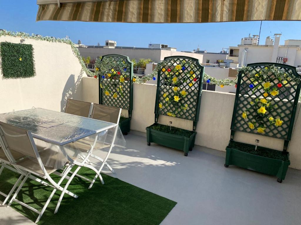 Nid douillet sur la Côte d'Azur - 1