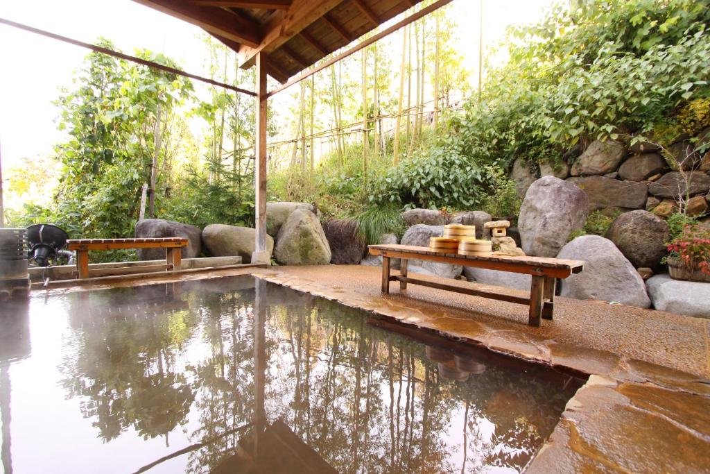 시부 온센 사카에야 (Shibu Onsen Sakaeya)