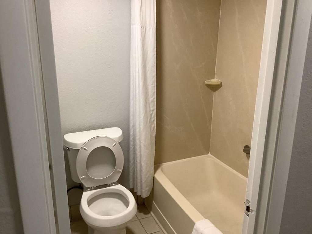 Heritage Park Inn photo