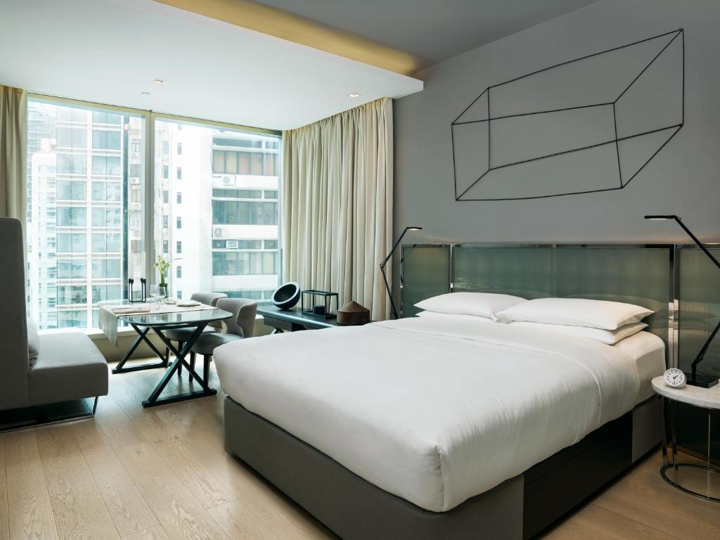 Hotel Room 4