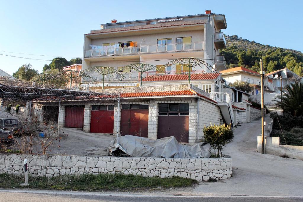 Photo 2 of Apartments By The Sea Poljica, Trogir - 6020