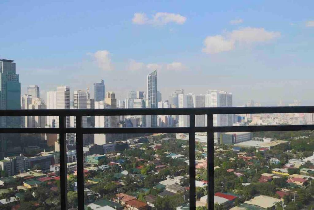 Cozy 2 Bedroom Apartment in Gramercy Residences photo