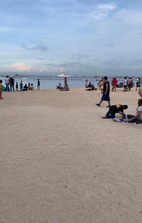 Grand Riviera Suites Comfy Condo near US Embassy Manila Bay Roxas Blvd Ermita Manila photo