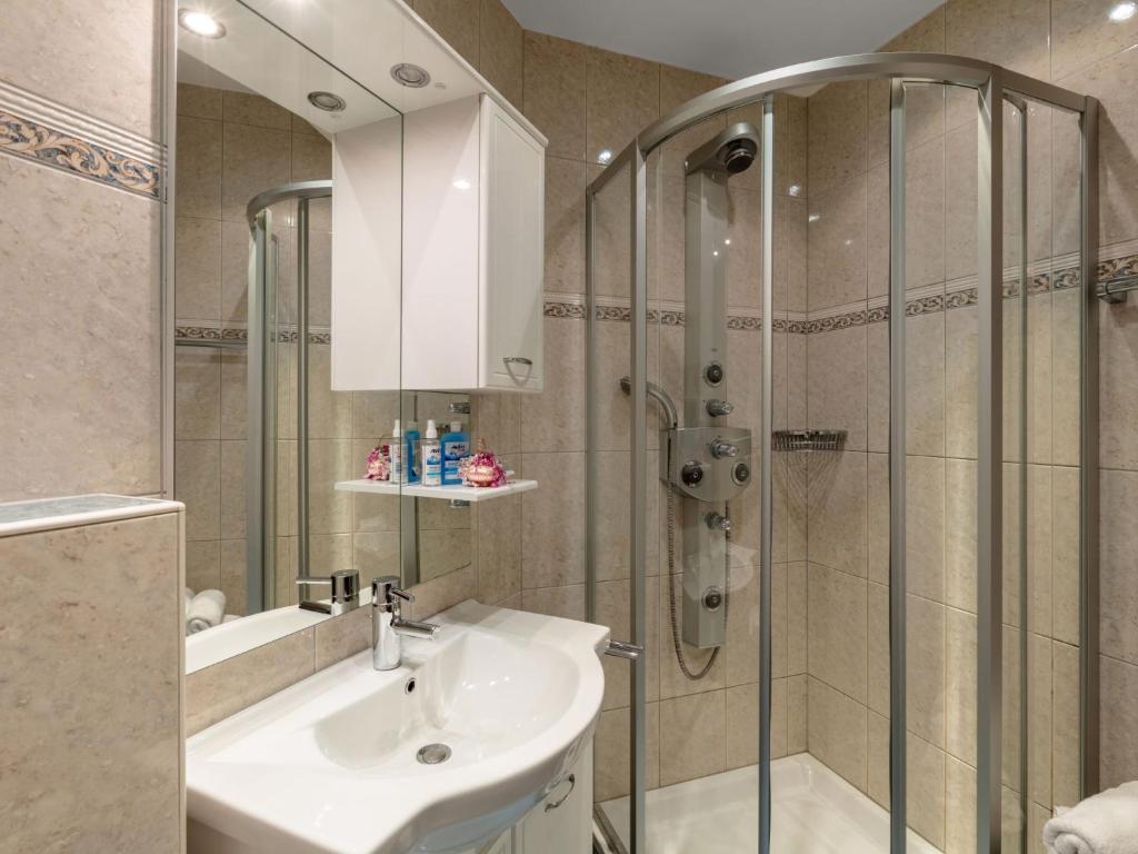 Apartment Dachstein Top 27 by Interhome - 4