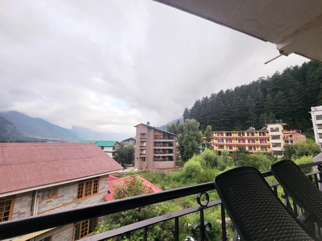 Hotel Solitaire - With Best View of Mountains photo