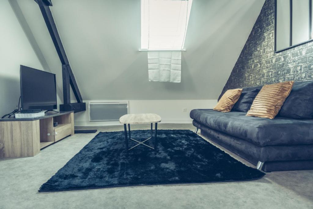 Le loft superbe studio avec stationnement gratuit - 2