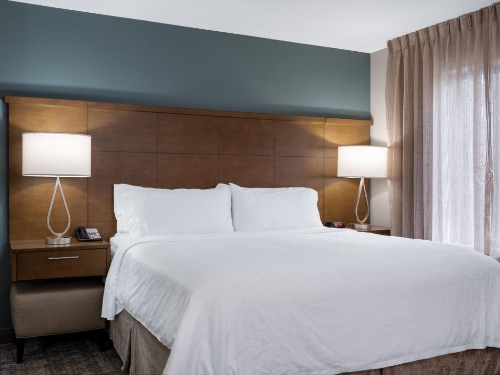Staybridge Suites Sioux City Southeast photo