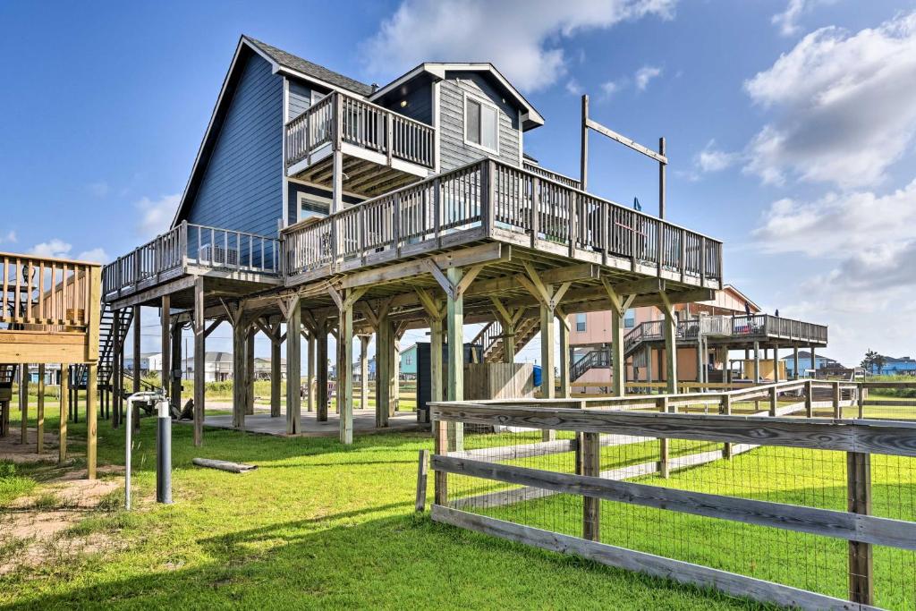 Beachfront Holiday homes in Freeport, TX price from 30, reviews