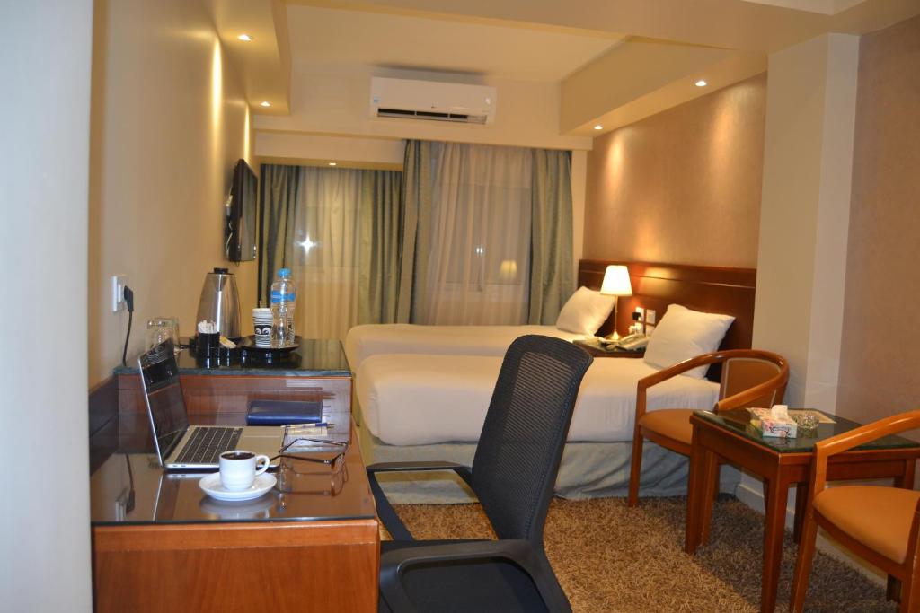 Guestroom, Omar El Khayam Al Minya Hotel in Al Minya