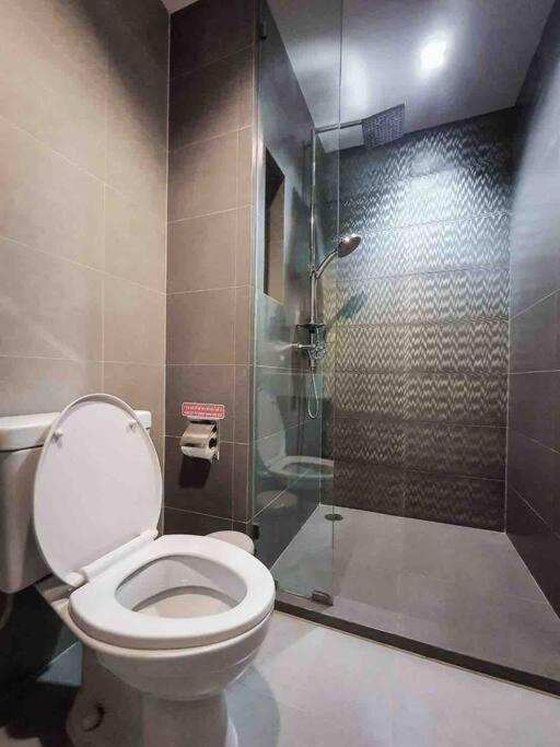 Rain Condo @ Cha Am-Huahin, Pool Access from room photo