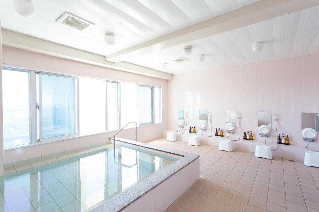 Hotel Peace Island Miyakojima Shiyakusho Tori