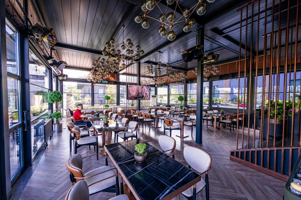 メナロ ホテル プレミアム イスタンブール エアポート (Menalo Hotel Premium Istanbul Airport ) レストラン