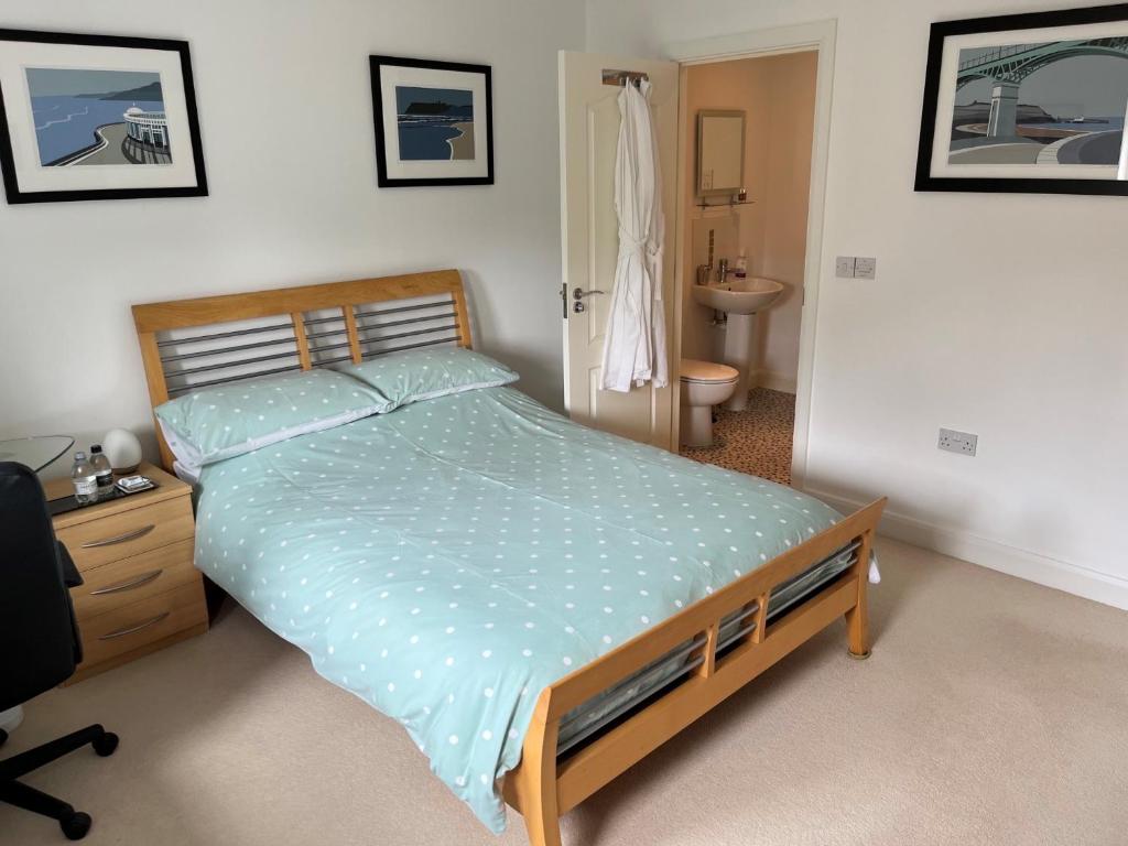 Peterborough, Hampton Vale Lakeside En-Suite Large Double bedroom with great modern facilities, Peterborough