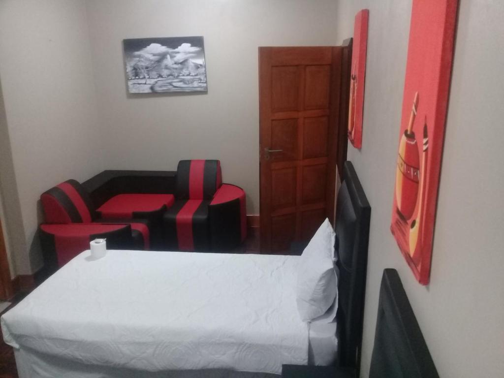 MIRATON EASTGATE SUITES