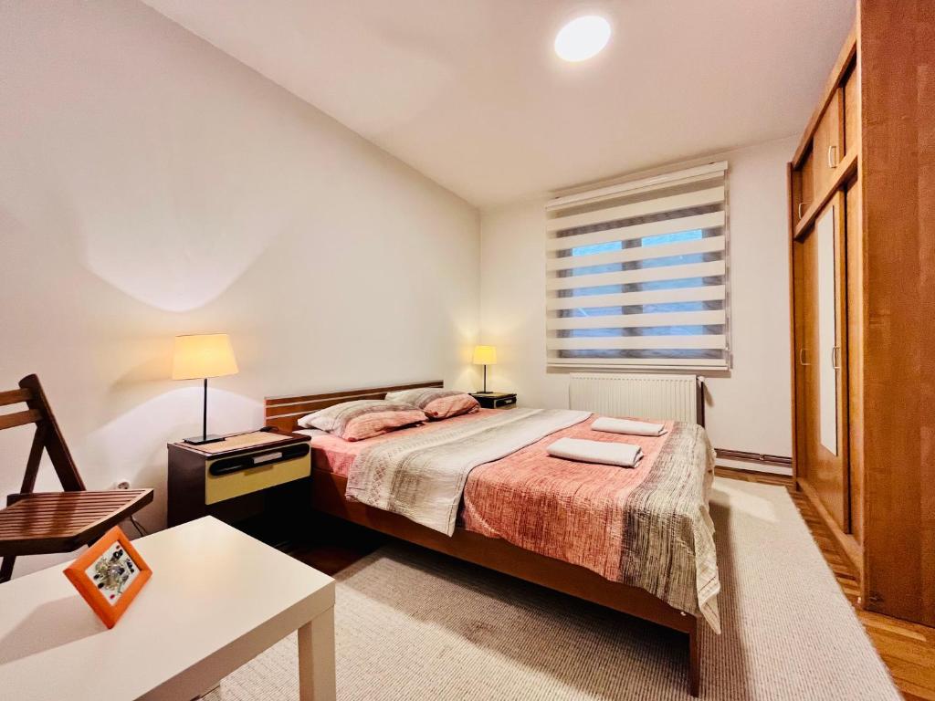 Apartment Viktorija — Hotel in Uzice