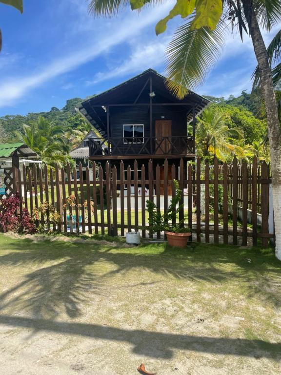 Belcys House Sapzurro, Sapzurro