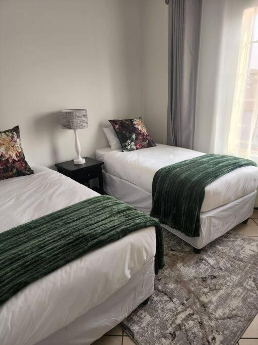 Elegant 2 bed apartment next to Gautrain Centurion photo