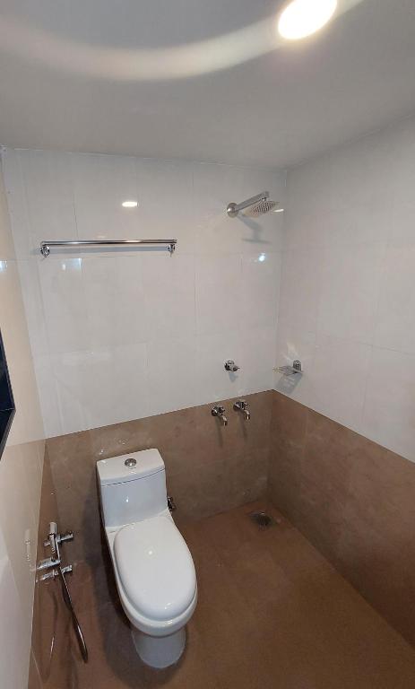 FOUR SQUARE COMFORTS photo