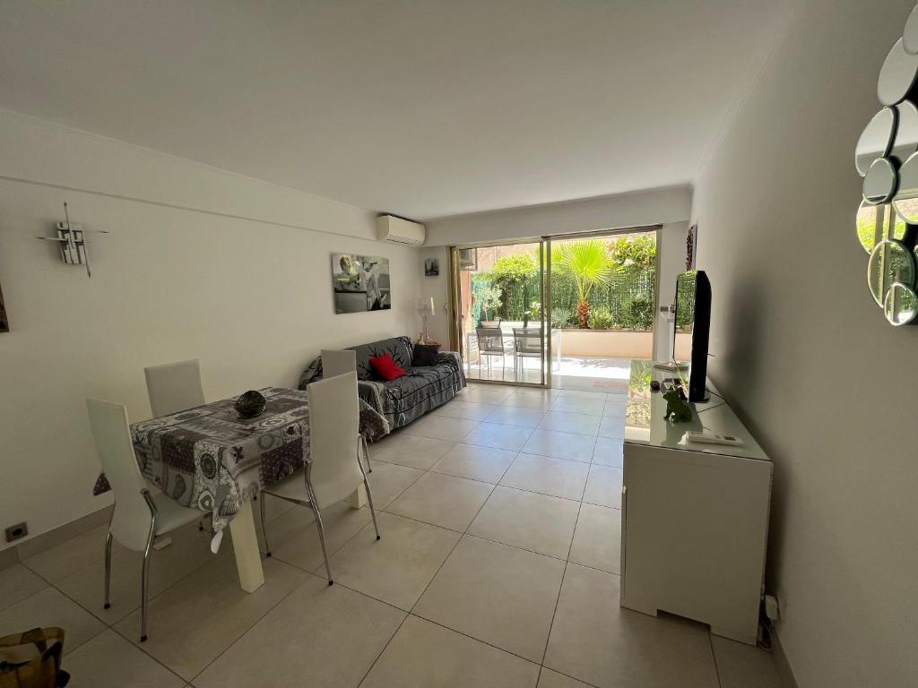 Apartment Cannes Rico Beach - 4