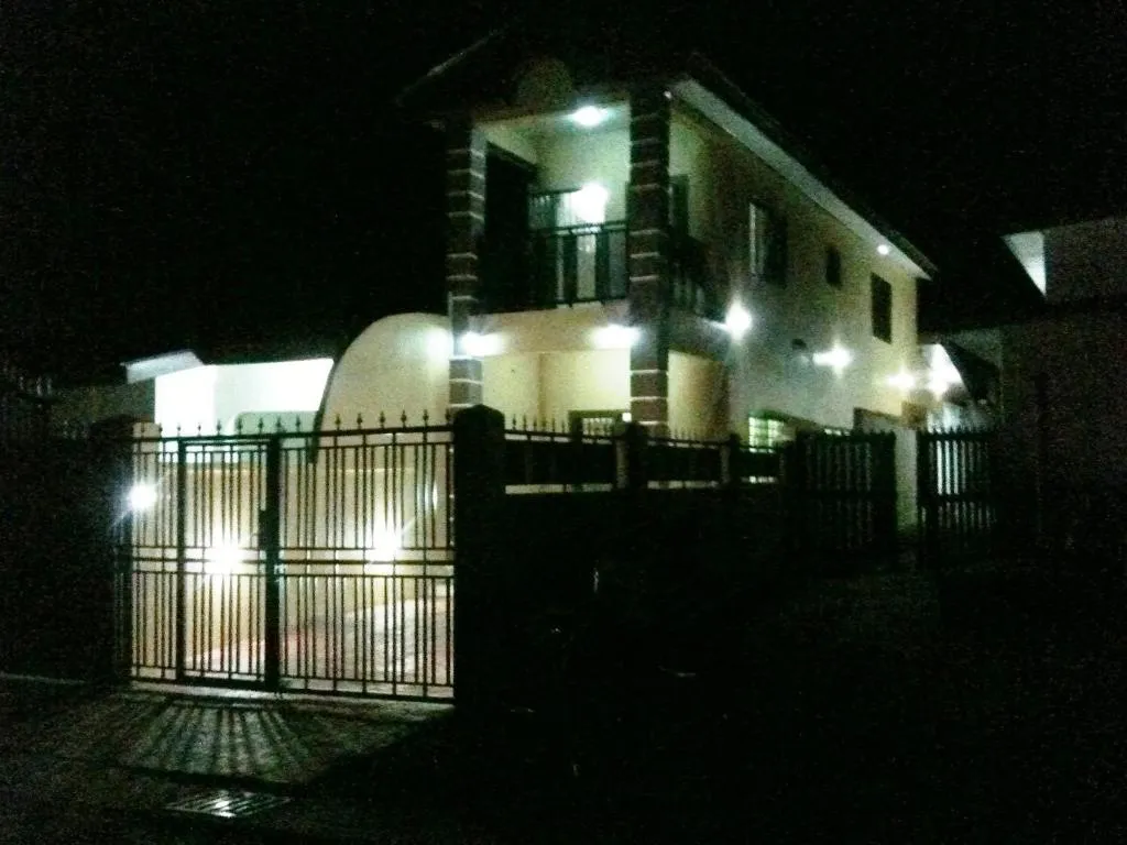 Marrets International Hotel - "Express", hotel in Cape Coast