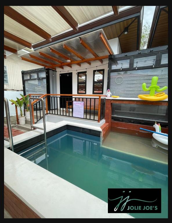 Jolie Joe's — Hotel in Ilocos Sur