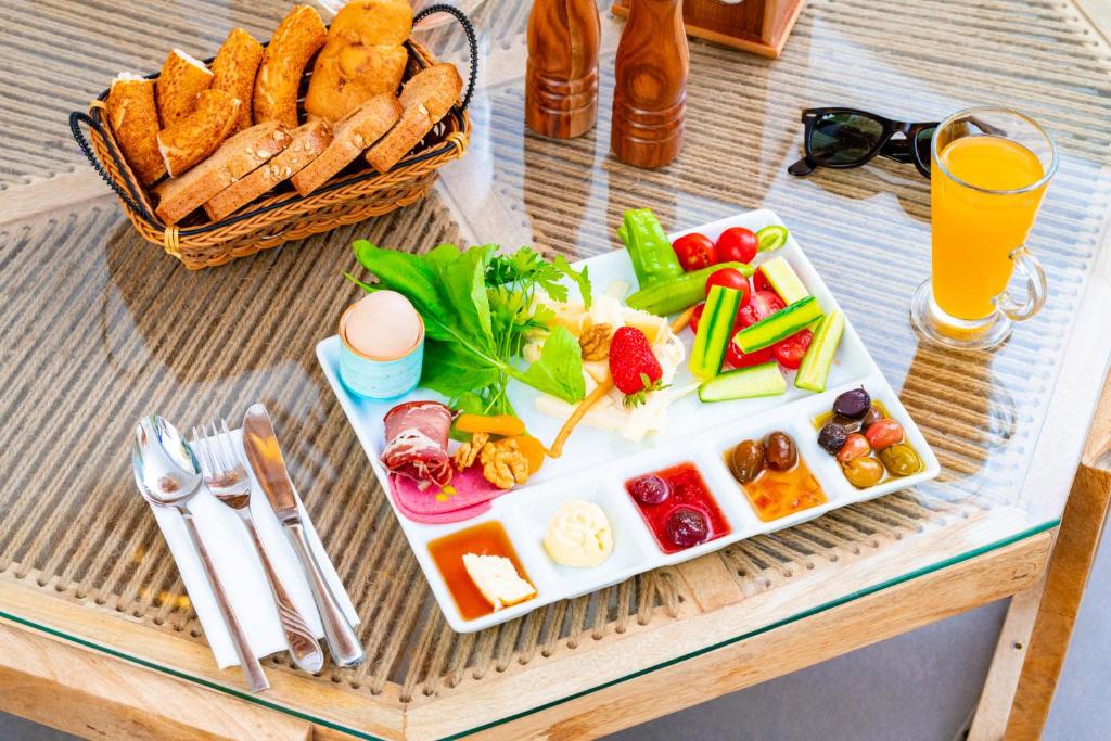 MARE MARIN BOUTIQUE HOTEL photo