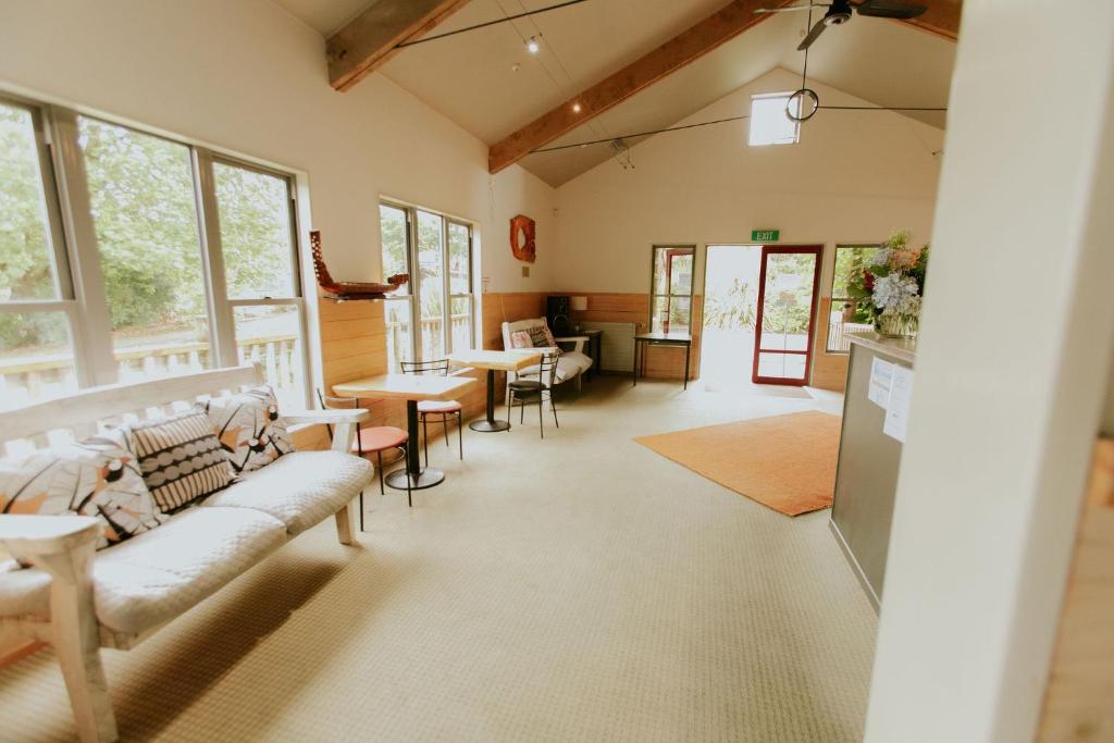 Waitomo Village Chalets home of Kiwipaka photo