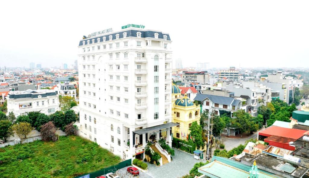 White Palace Lam Son photo