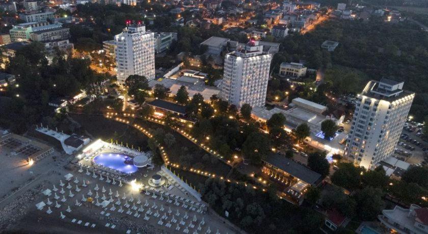 Complex Hotelier Steaua de Mare - Hotel Delfinul — Hotel in Eforie Nord