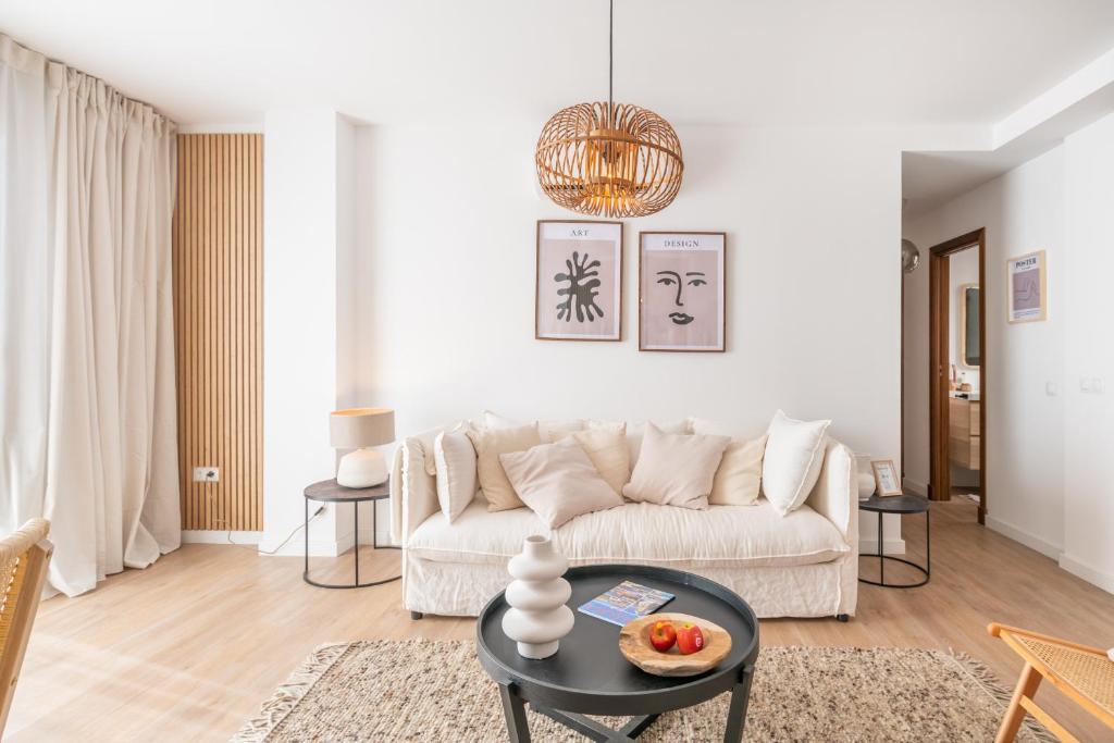Malasaña 13, Nuevo apartamento 2 dormitorios, centro histórico, todos servicios, barrio tranquilo, MS - 3