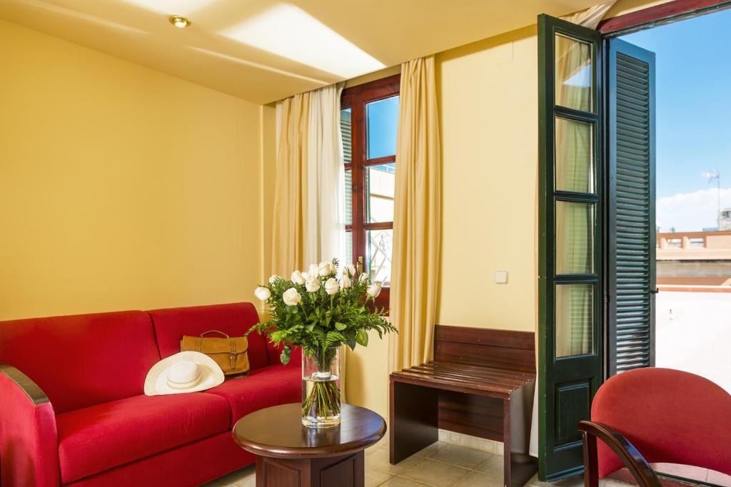 Hotel Guitart Rosa - Adults Only — Hotel rooms in Lloret de Mar, Catalonia