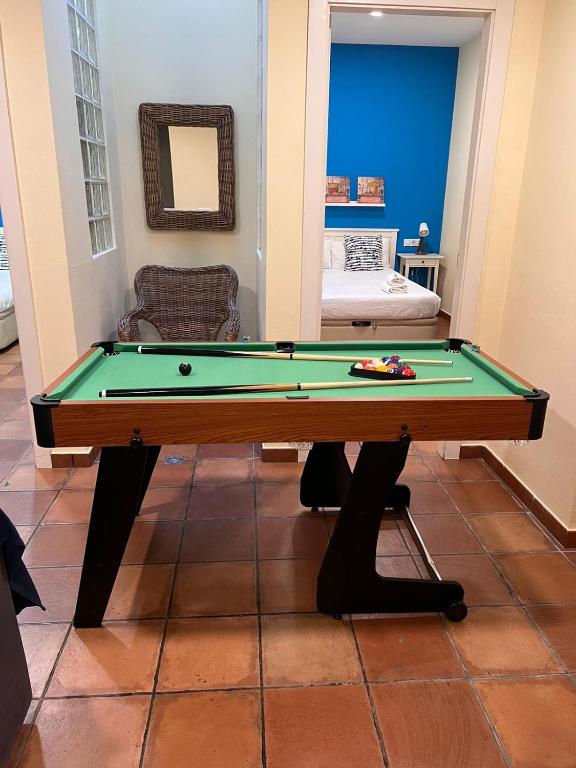 RamblasRentals Chic & Spacious Flat Pool Table 15M Ramblas - Parking - Wifi - 3