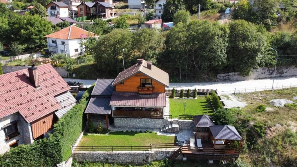 Villa Beti, hotel in Mavrovo