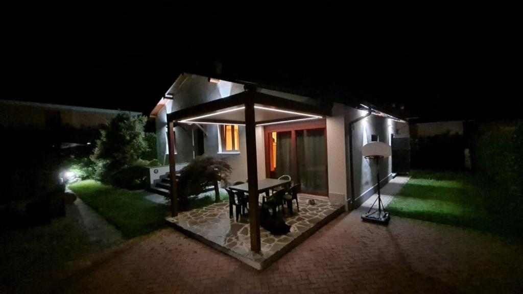 VILLA IRIS Three Bedroom Private Garden Bike&Boat&Scooter Lake Como - 3