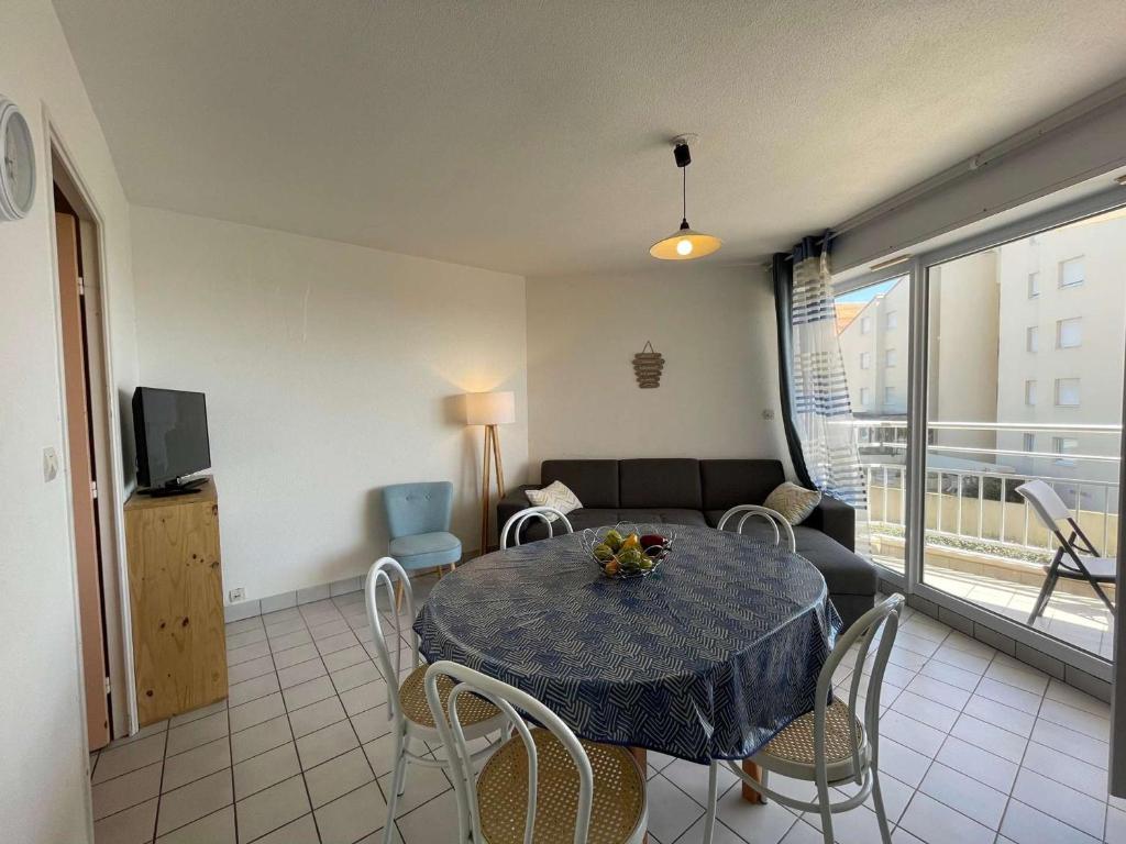 Appartement 3 pièces avec balcon, piscine et parking à proximité de la mer - 6 couchages - FR-1-224C-188 - 4