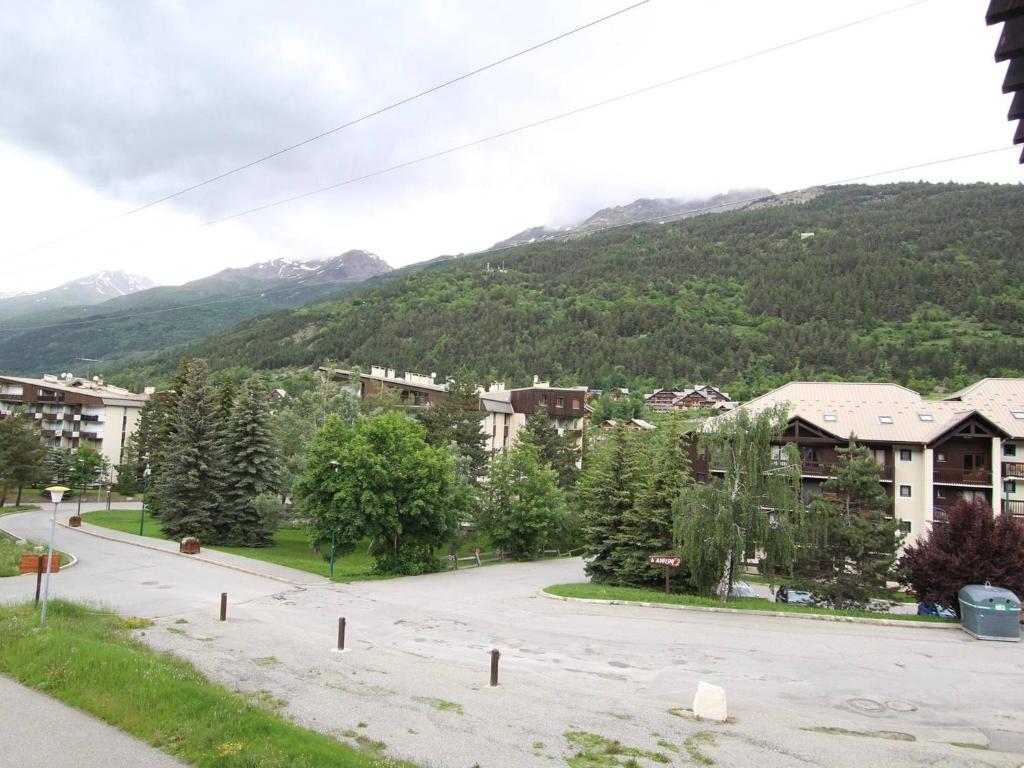 Studio coin montagne 4 pers avec balcon, piscine, à 50m du télécabine - La Salle les Alpes - FR-1-330F-91 - 4