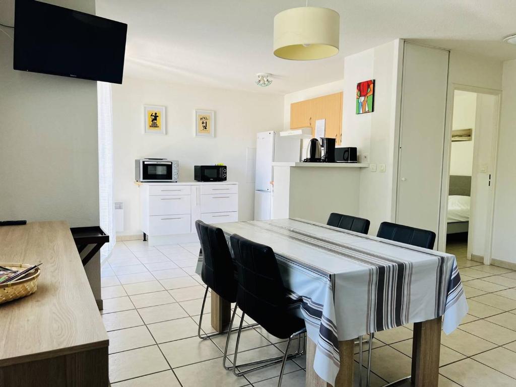 Cambo : T2 Confortable avec Wifi et Parking - 5
