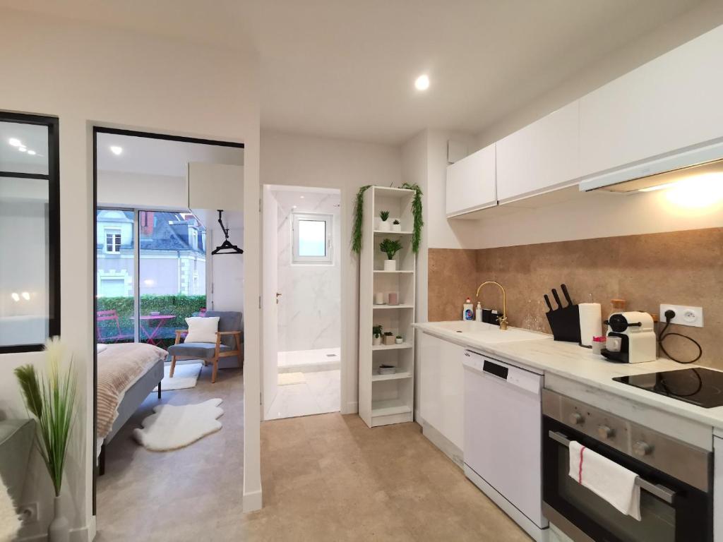 La Verrière - cocon lumineux & confort - balcon et parking gratuit sur place - 4