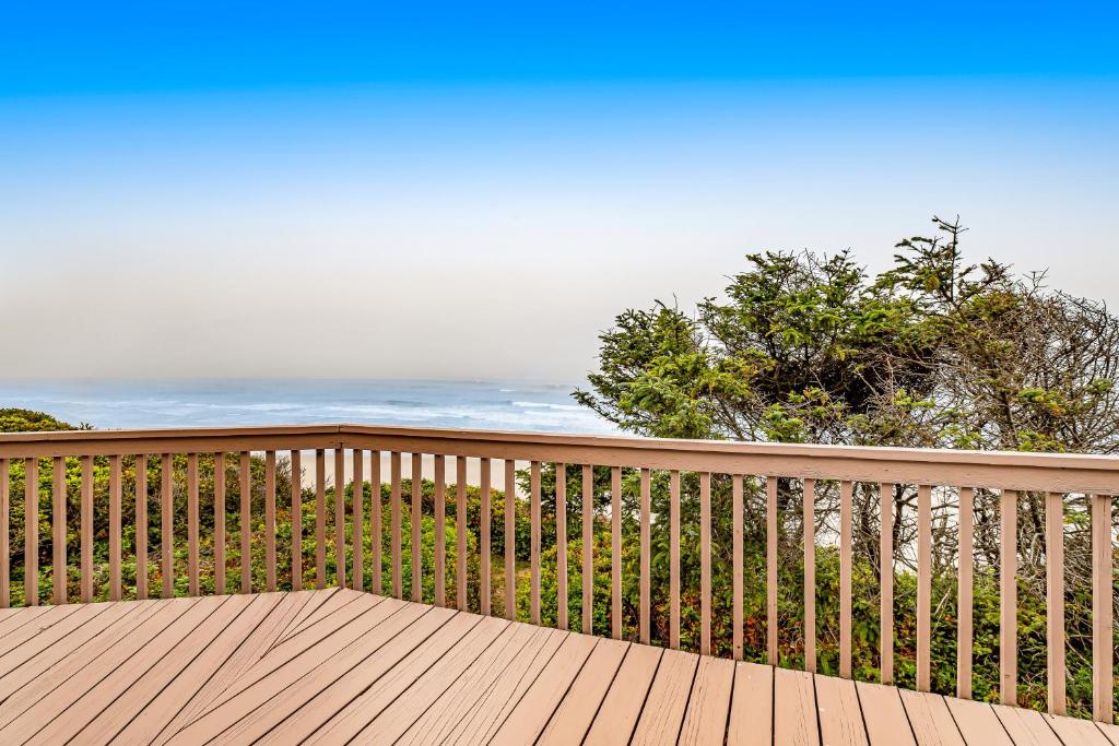 Waive Time, Lincoln City