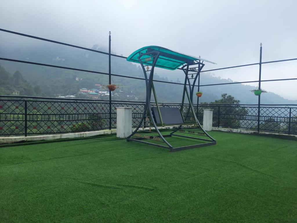 Hari Homestay Gaonguri Kasauli 2BHK VEG FOOD