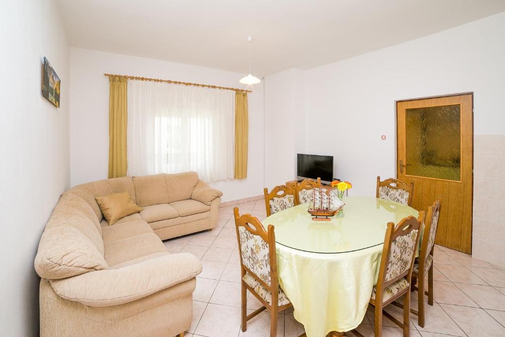 Apartments by the sea Seline, Paklenica - 13295 전경