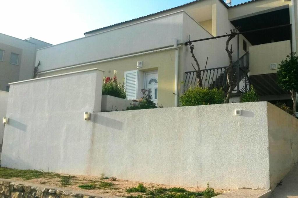 Apartments with a parking space Tucepi, Makarska - 13624, Tučepi