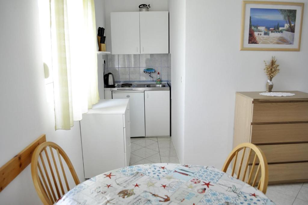 Apartment Vir 13686b 전경