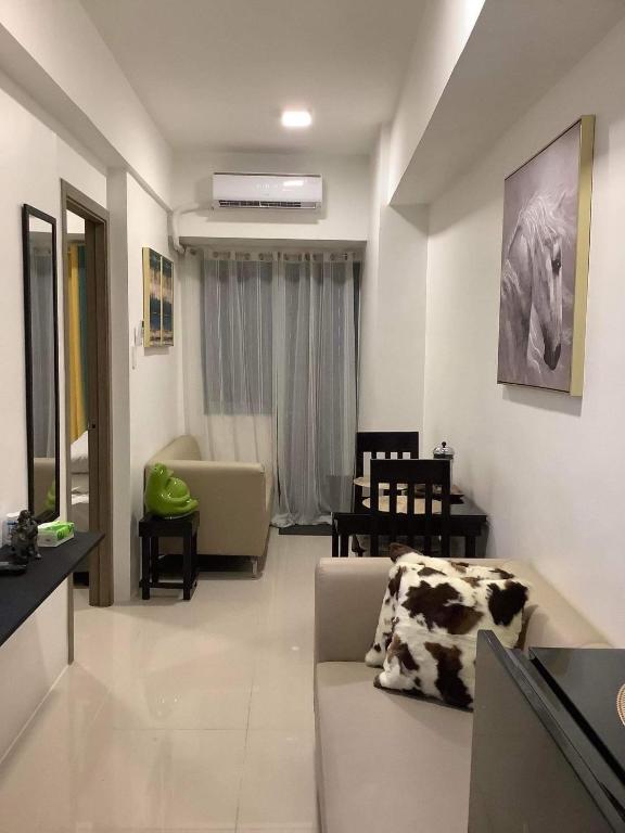 Kimberly's Pad - Fame Residences Tower1 Mandaluyong City — Hotel in Manila