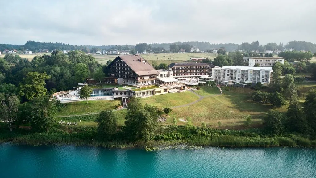 Hotel Karnerhof, hotel in Egg am Faaker See