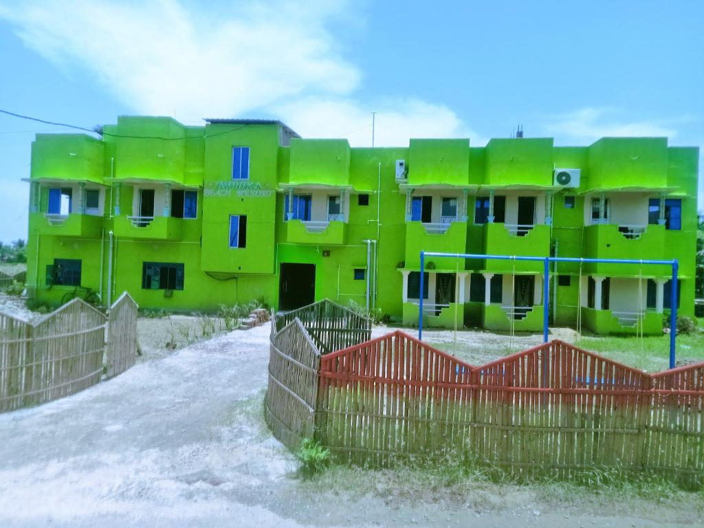 Monika Beach Resort — Hotel in Mandarmoni