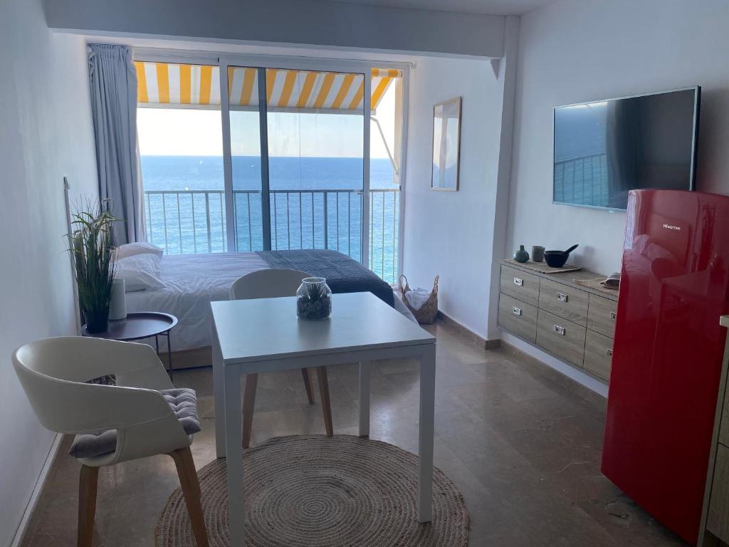 Sunrise beach palace studio - 2