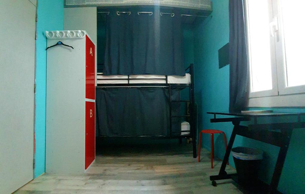 GREEN Hostel MADRID GRAN VIA photo