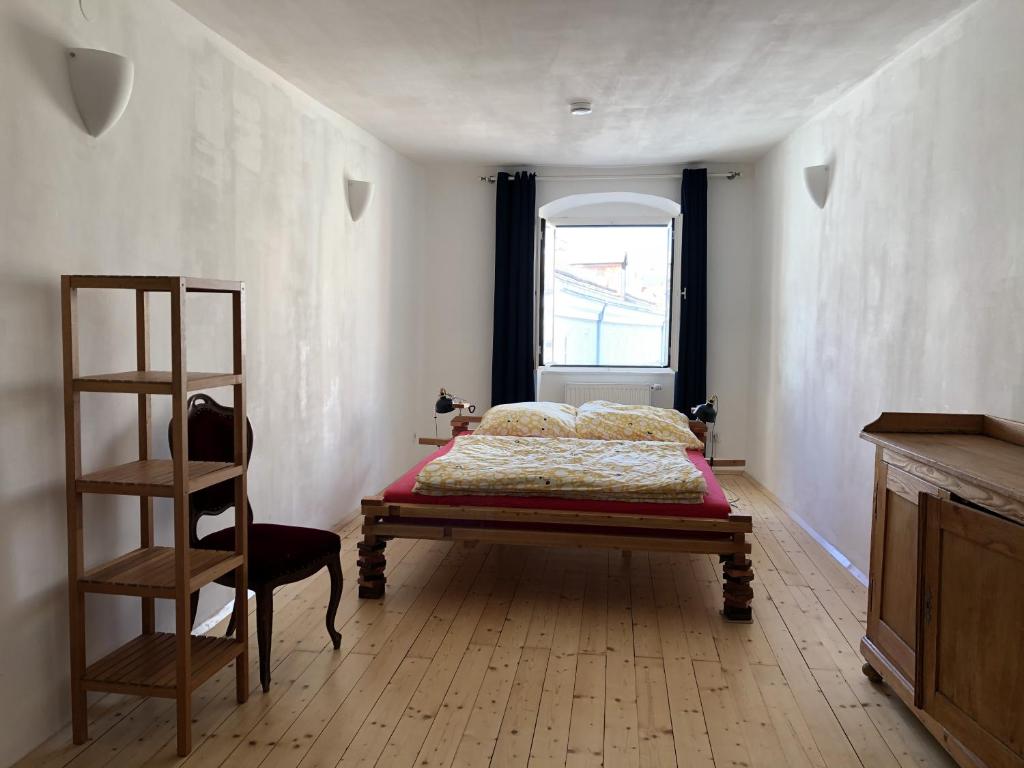 Blick aufs Goldene Dachl photo