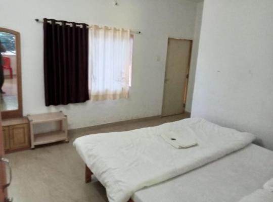 Pink Sole 6BHK photo